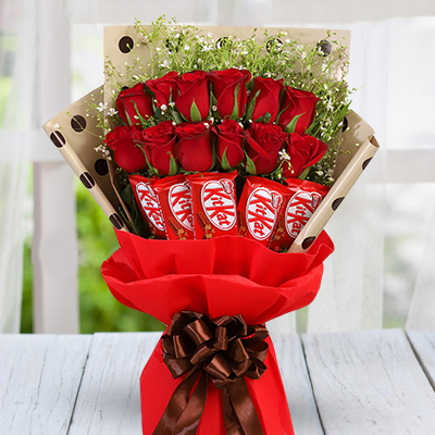 Bouquet of Red Roses & Chocolates